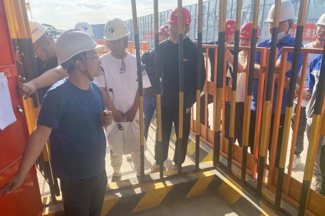 5.公司級(jí)臨時(shí)用電安全培訓(xùn).jpg 5.公司級(jí)臨時(shí)用電安全培訓(xùn).jpg